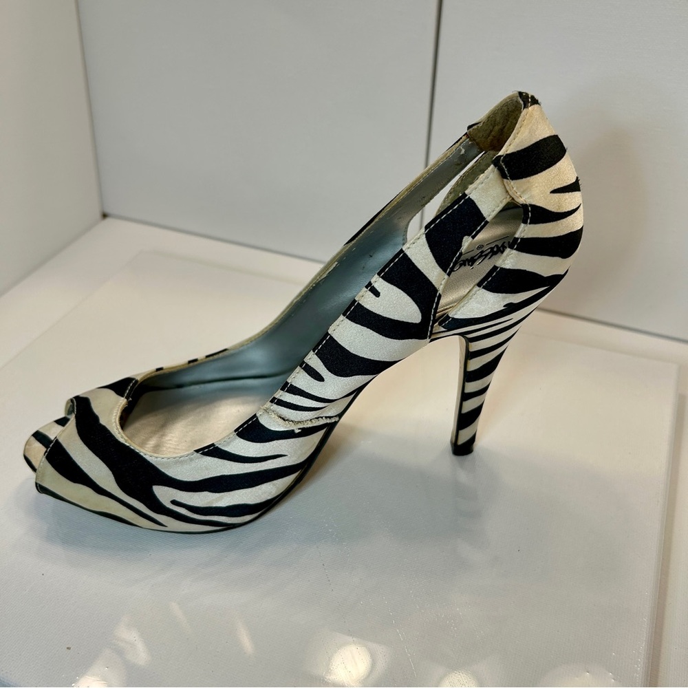 Massimo Black and White Zebra Print Heels - Picture 4 of 10